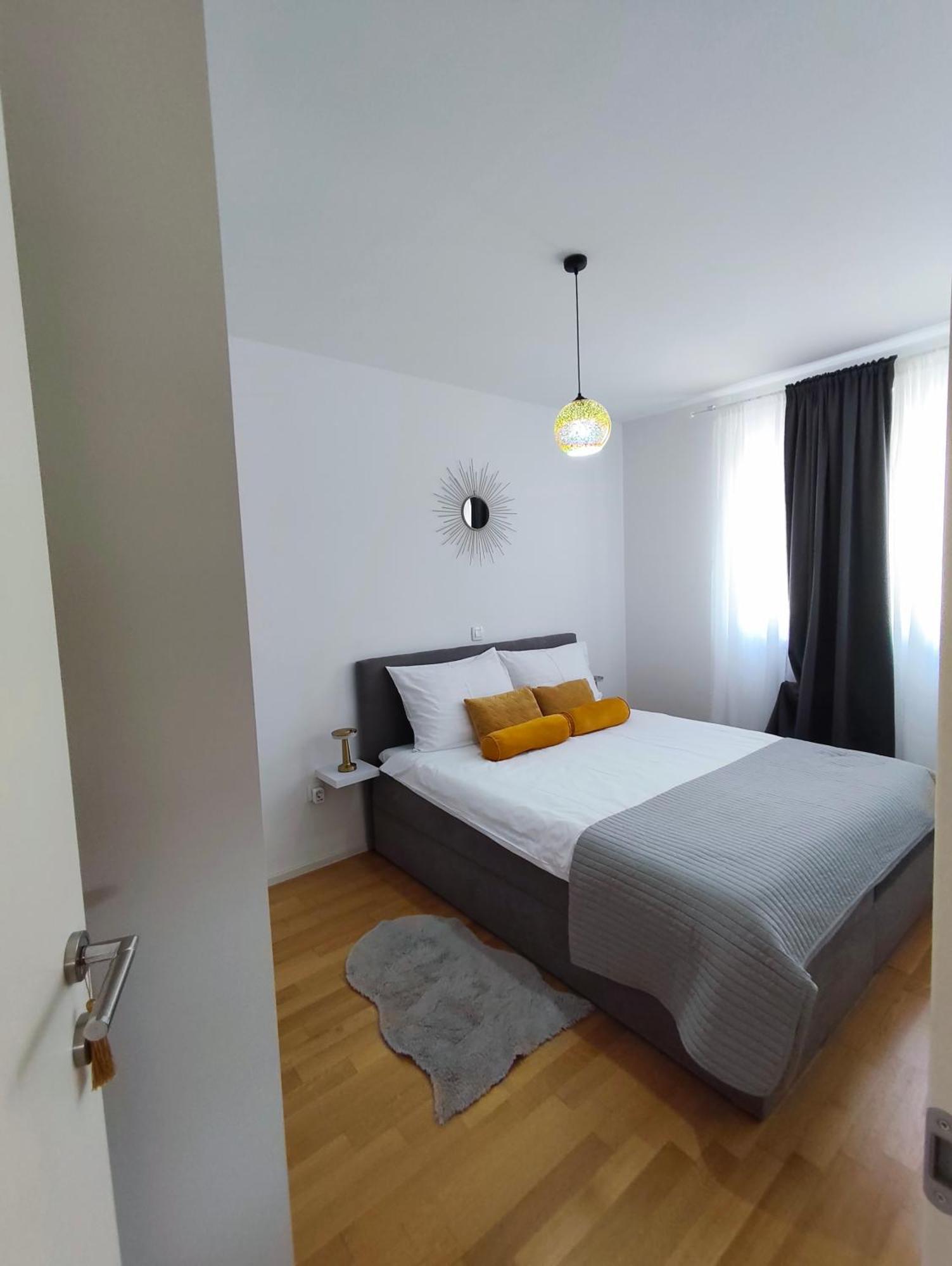 Luce Gold Apartment Задар Екстер'єр фото